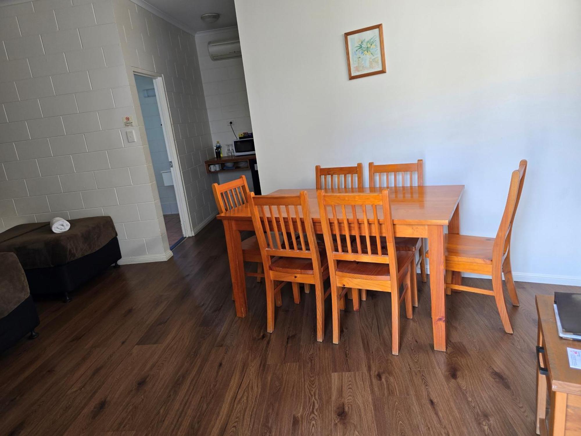 Colonial Rose Motel Townsville Ngoại thất bức ảnh