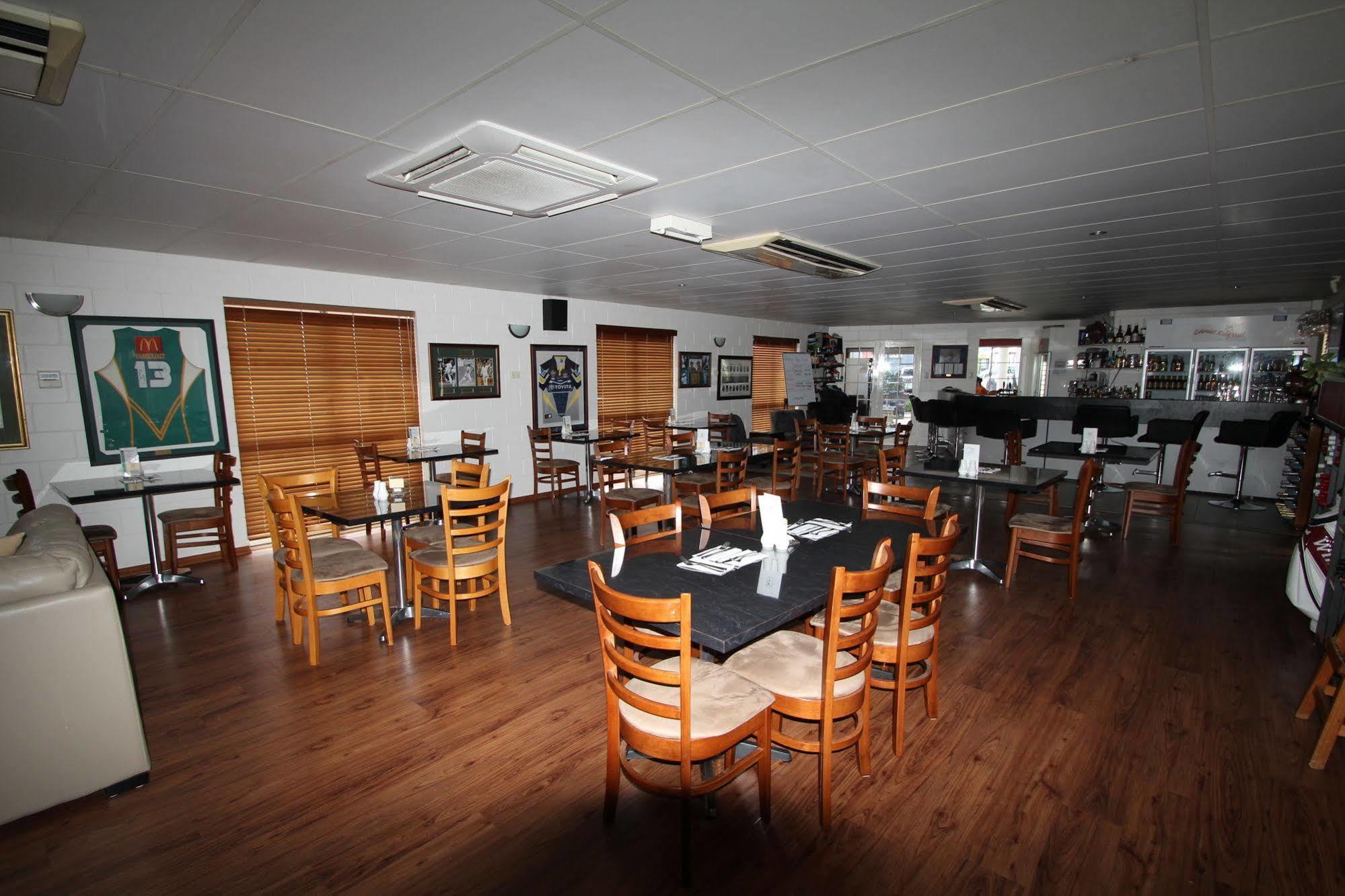 Colonial Rose Motel Townsville Ngoại thất bức ảnh